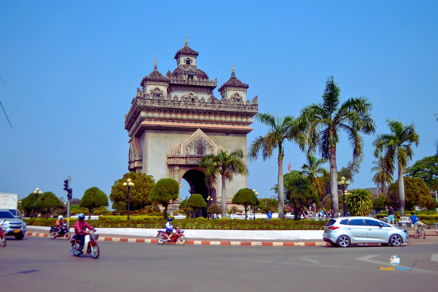 Patuxai Monument in Vientiane Laos landmark view – Auasia Travel